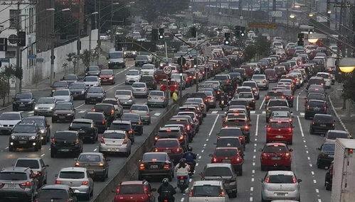 日常堵车吃瓜视频,吃瓜群众围观交通奇观