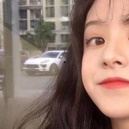 抖音女生头像吃瓜视频下载,揭秘网红吃瓜头像背后的故事