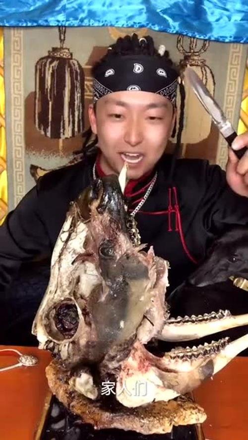 星野光头鱼哥吃瓜视频,揭秘娱乐圈幕后真相