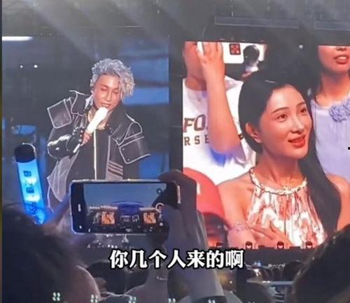 薛之谦八组吃瓜少女视频,吃瓜少女的瓜田奇遇记